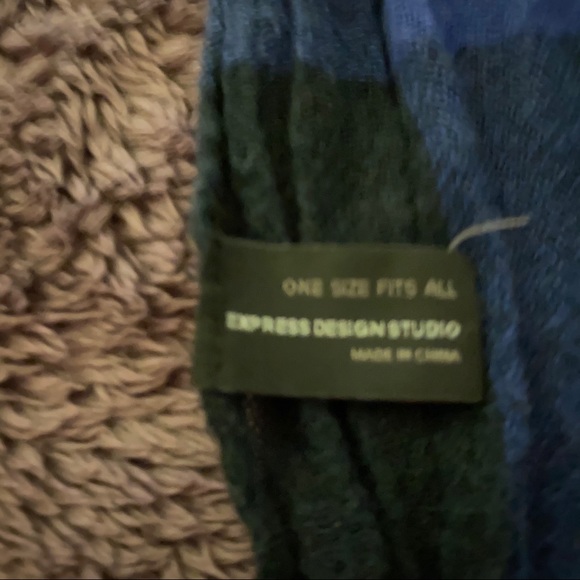 EXPRESS Blue and Black Scarf - Picture 2 of 2